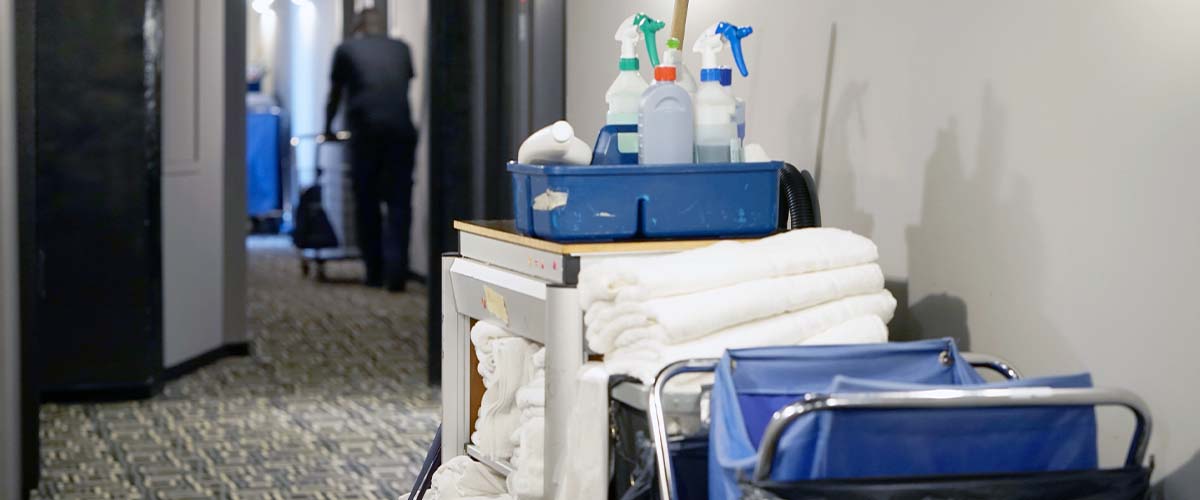 Hotellstädpersonal